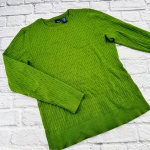 Basic Editions Womans Green Crew Neck Sweater Size Medium Cable Knit Long Sleeve